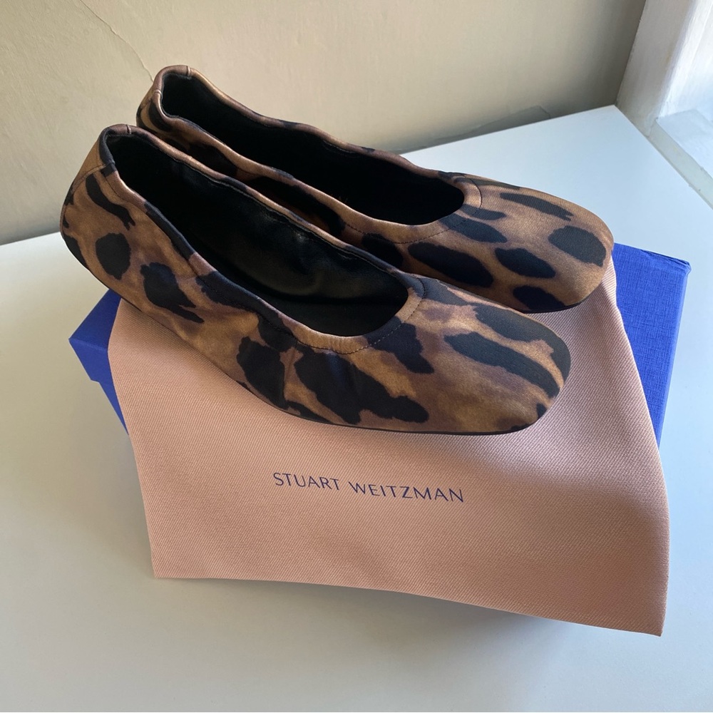 EUC Bardot Ballet Flat (Women) Leopard
Stuart Weitzman- size 11